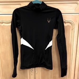 Lucas Hugh active top